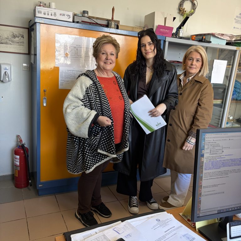 ΛΥΚΕΙΟ ΚΑΛΑΒΡΥΤΩΝ